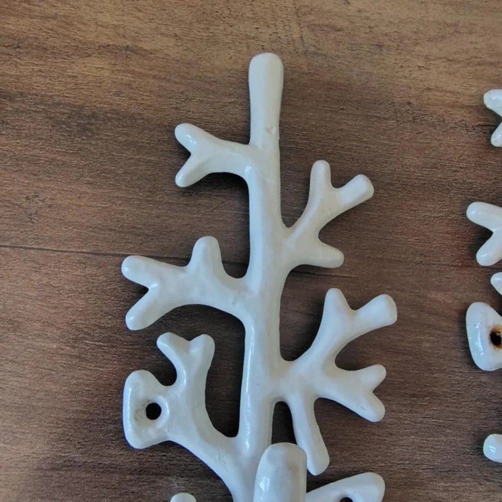 Cast Iron Coral Reef Coat Hook Wall Hangers Set Of 2 White Beach Theme Nautical